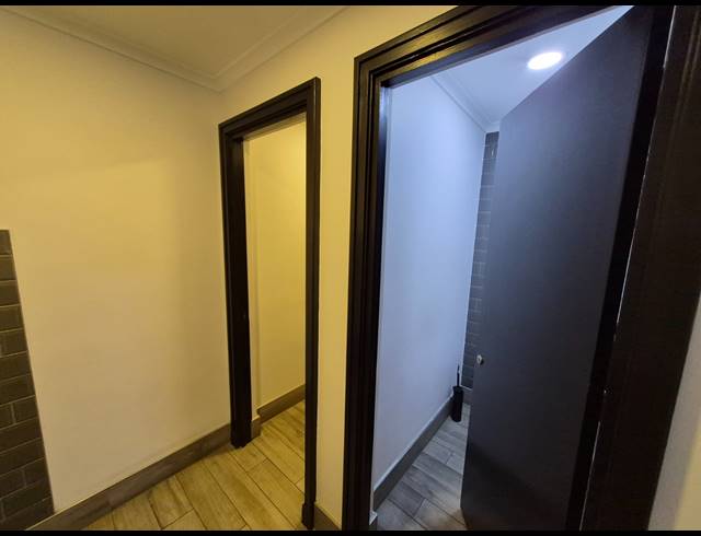 676M² OFFICE TO LET IN SANDTON CENTRAL